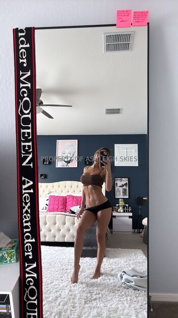 Ashleigh Skie / badbabysitter nude photo #30