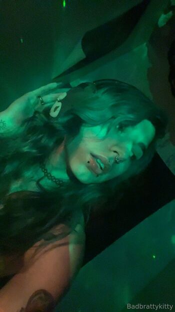 Kitt / badbrattykitty / badbrattykitty4 nude photo #2