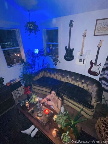 BAD DAUGHTE / badddaughter nude photo #6