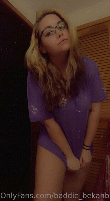 Beka / baddie_bekahboo nude photo #2