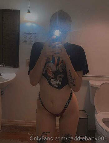 LittleBaddie0 / baddiebaby001 nude photo #24