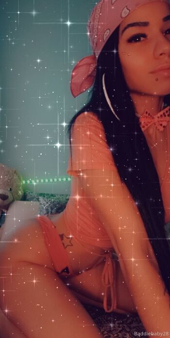 Baddi / baddiebaby28 nude photo #19