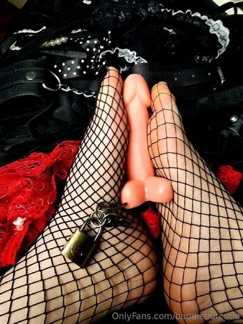 𝕲𝖔𝖉𝖉𝖊𝖘𝖘 𝕷𝖔𝖑𝖆 / baddiebutcutie nude photo #19