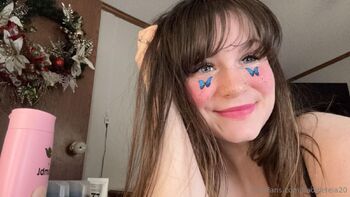 Roxanne / baddieleia20 nude photo #15