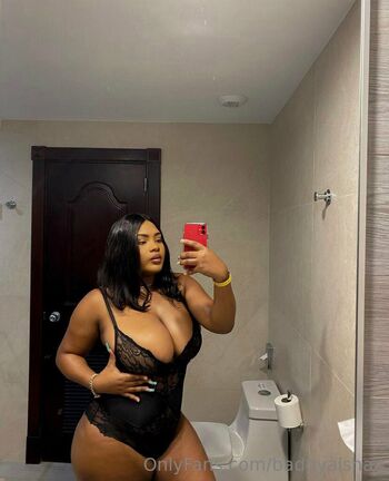 Samantha Crook / badgyalshaii nude photo #6