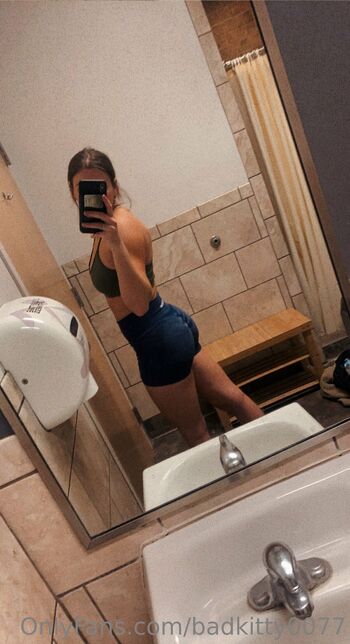 Dirty Lil Sexret / badkitty0077 nude photo #7