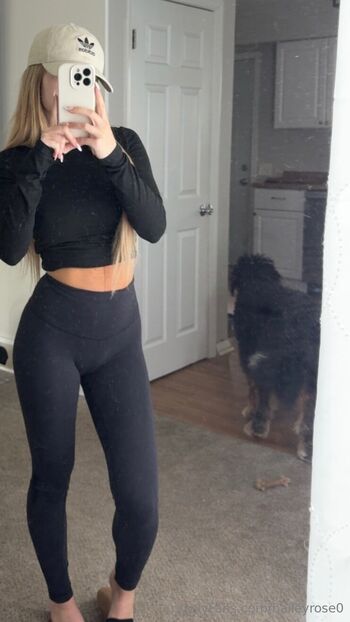 Bailey Ros / baileyrose0 nude photo #2