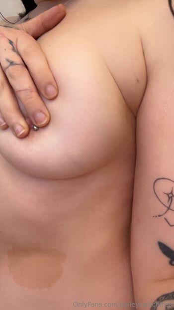 Bailey Switch Fre / baileyswitchfree nude photo #16