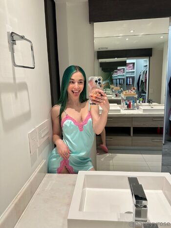 Baile / baileyyrose nude photo #23