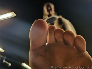 BakingBiggerBun / bakingbiggerbuns / bunsbigger nude photo #6