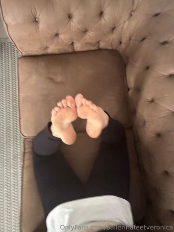 Veronica Arched Queen / ballerinafeetveronica nude photo #7