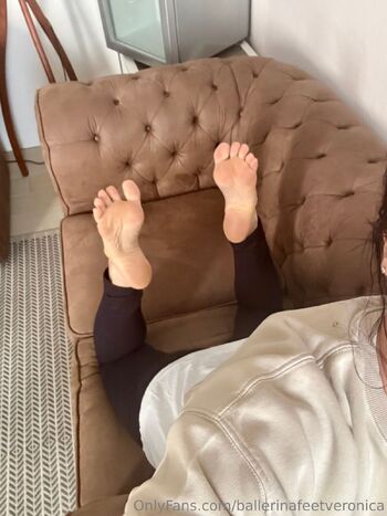 Veronica Arched Queen / ballerinafeetveronica nude photo #9