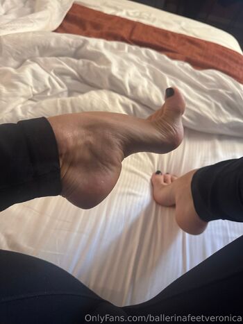 Veronica Arched Queen / ballerinafeetveronica nude photo #15