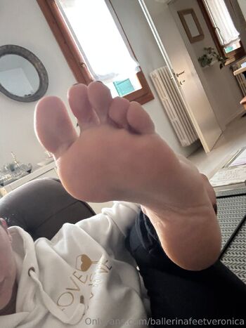 Veronica Arched Queen / ballerinafeetveronica nude photo #18