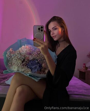 Bananaju1c / bananaju1ce / bananaju1ce_ nude photo #7