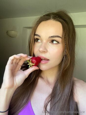 Bananaju1c / bananaju1ce / bananaju1ce_ nude photo #9