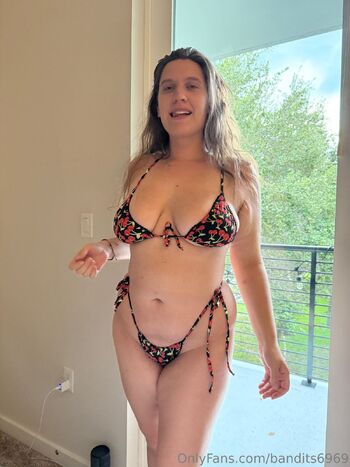 Bootiebandi / bandits6969 / mrsbluntbandit / thebandit696969 nude photo #29