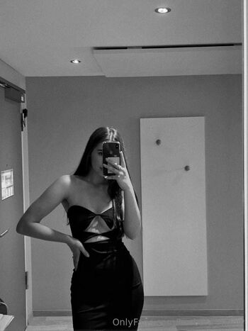 Barbar / barbara_meow nude photo #11