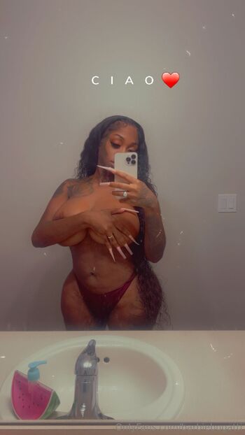 Barbie Bugatt / barbiebugatti nude photo #43