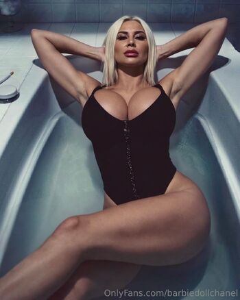 Barbiedollchane / barbiedollchanel nude photo #38