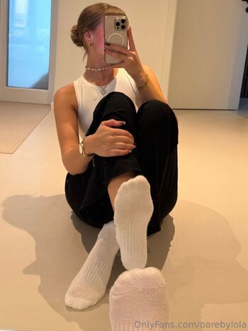 Lol / barebylola nude photo #17