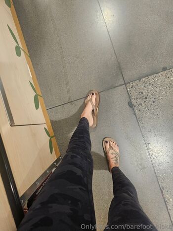 Blake Lawso / barefoot_blake nude photo #3