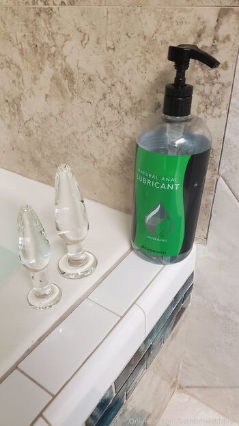 Bre / bathtimewithbree nude photo #16