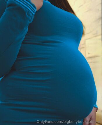 Becky / bbbofficial nude photo #3