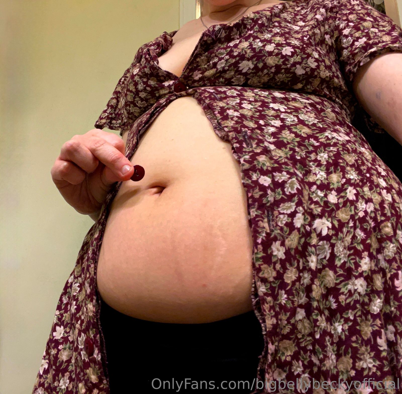 Becky / bbbofficial nude photo #28