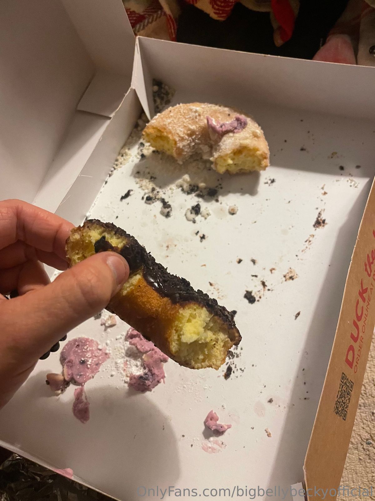 Becky / bbbofficial nude photo #37