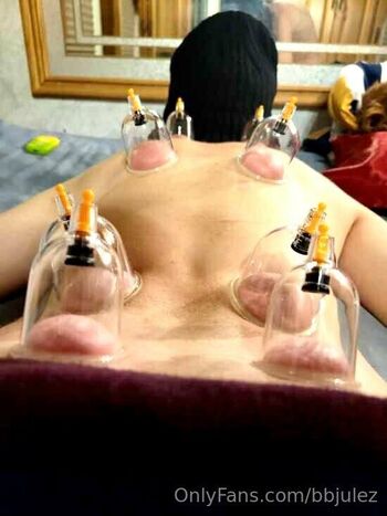 TeenyJule / bbjulez nude photo #29