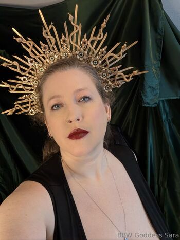 Sara Sitwel / bbwgoddesssara nude photo #3