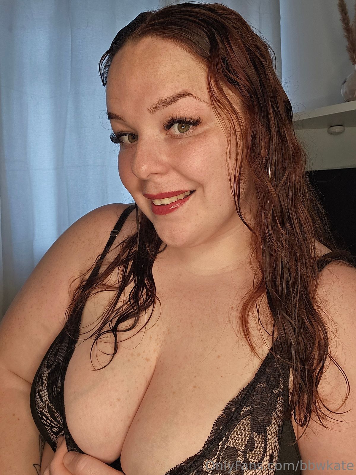 Kati / bbwkate / katefeedee nude photo #5