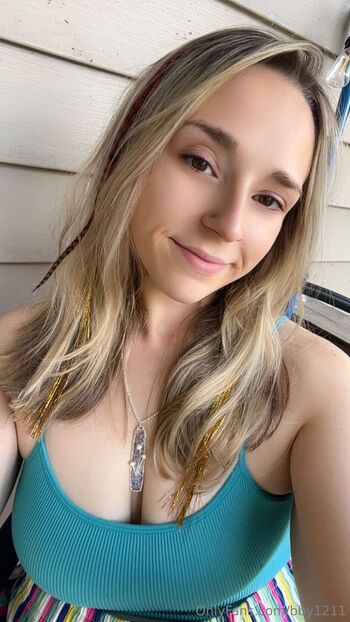 Chel / bby1211 nude photo #2