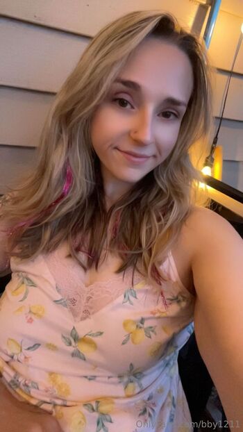 Chel / bby1211 nude photo #6