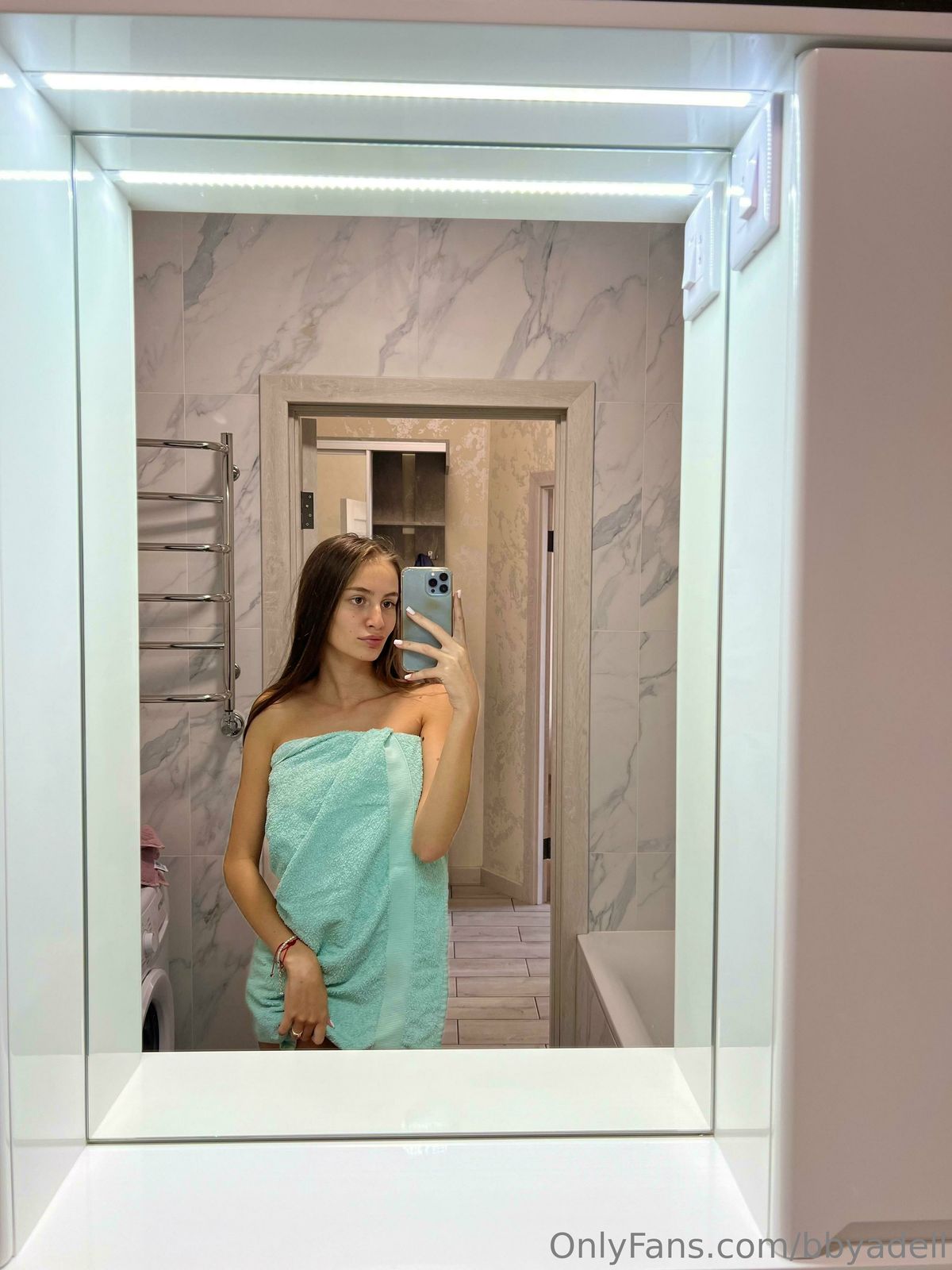 AdellBabe / bbyadell nude photo #20