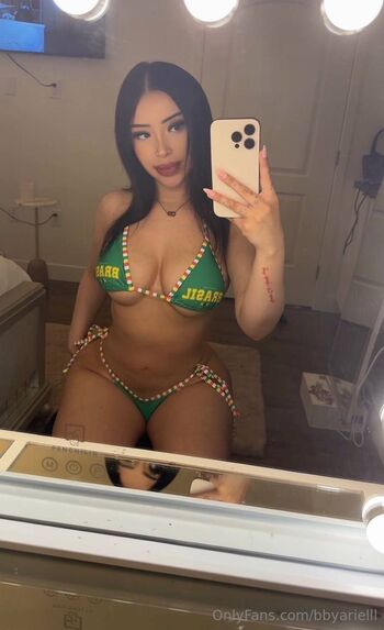 Ariel Mari / bbyarielll nude photo #24