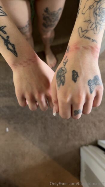 Amaria Lee / bbygirlmari.2 nude photo #3