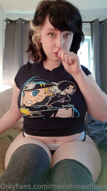 BBY Ma / bbymaeflowers nude photo #3