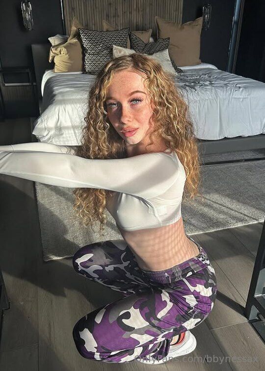 Nessa / bbynessax nude photo #21