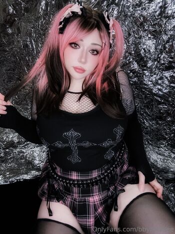 Bbyrik / bbyrikufree nude photo #20