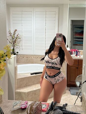 Ayele / bbyy.ayelen nude photo #19