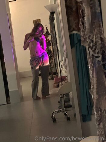 Mim / bcweluvmimi nude photo #24