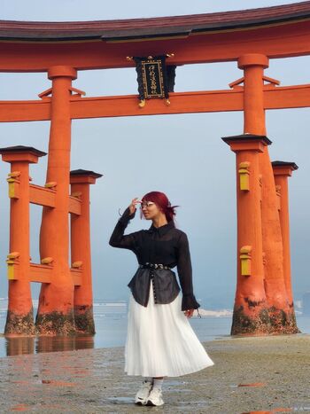 Bee / be-rave / be.ravee / be_riah nude photo #17