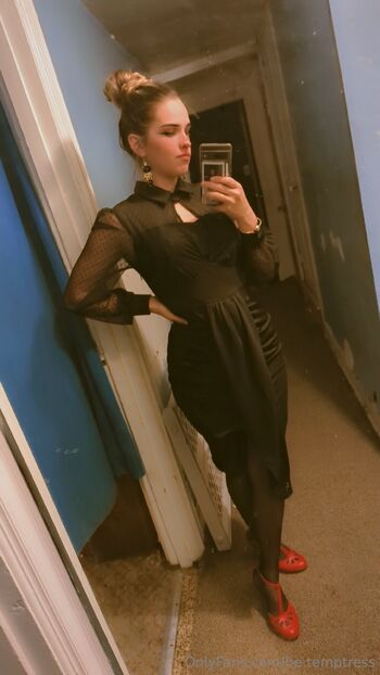 Brown Eyed Temptress / be.temptress nude photo #18