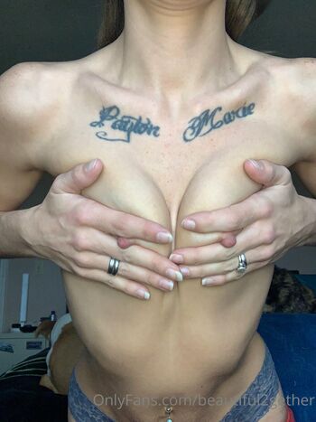 ShowingcoupleFre / beautiful2gether nude photo #3