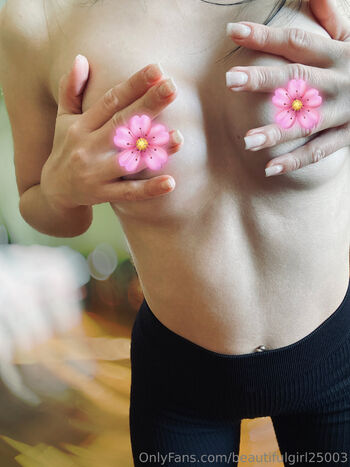 Nata / beautifulgirl25003 nude photo #1