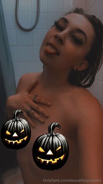 KinkyT / beautifulychaotic nude photo #14