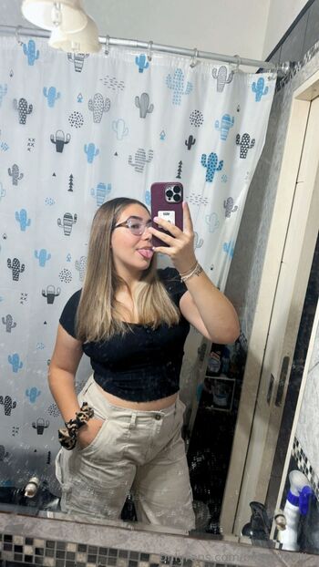 Tubebita / bebediablita nude photo #17