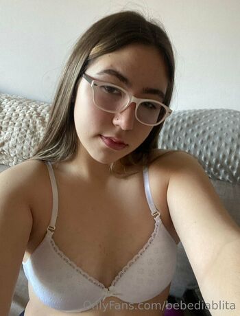 Tubebita / bebediablita nude photo #22